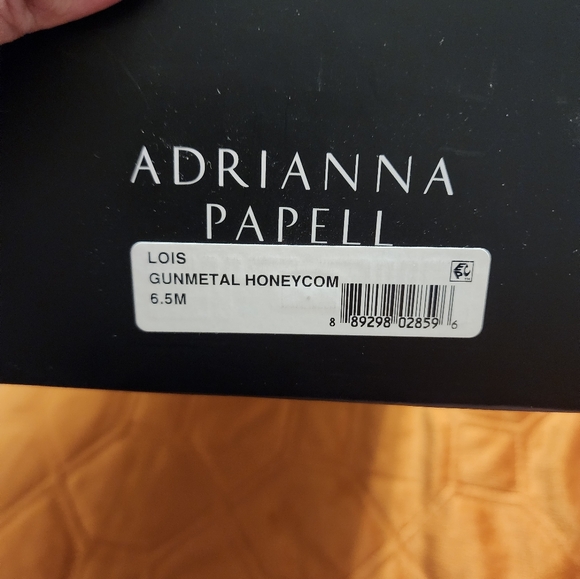 Adrianna Papell Lois Gunmetal Honeycomb 6.5M Silver - Picture 16 of 16